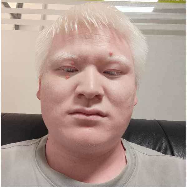 30岁岁安徽单身帅哥 - 琼海吉缘网