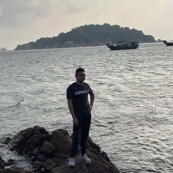 38岁岁四川单身帅哥 - 琼海吉缘网