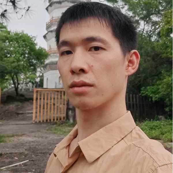 33岁岁四川单身帅哥 - 琼海吉缘网