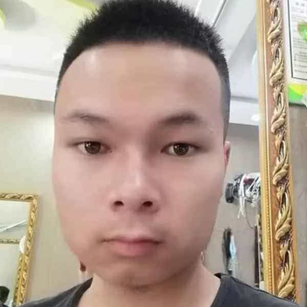 29岁岁云南单身帅哥 - 琼海吉缘网