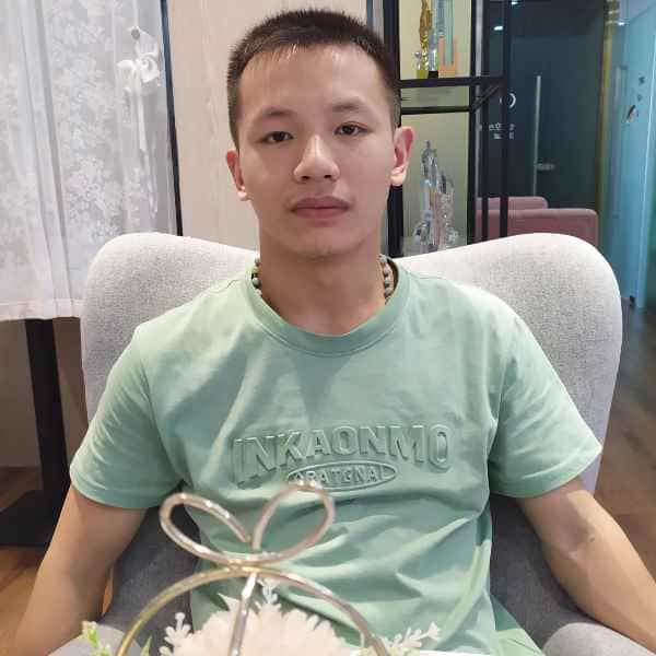 28岁岁江西单身帅哥 - 琼海吉缘网
