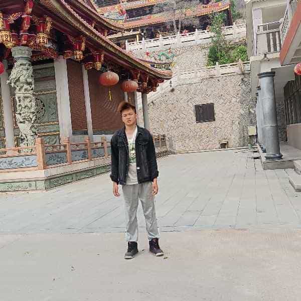 28岁岁江西单身帅哥 - 琼海吉缘网
