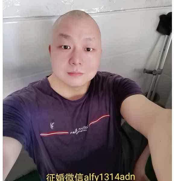 45岁岁湖南单身帅哥 - 琼海吉缘网