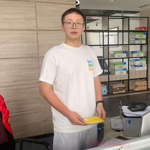 30岁岁江苏单身帅哥 - 琼海吉缘网