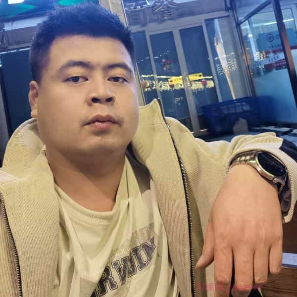 34岁岁陕西单身帅哥 - 琼海吉缘网
