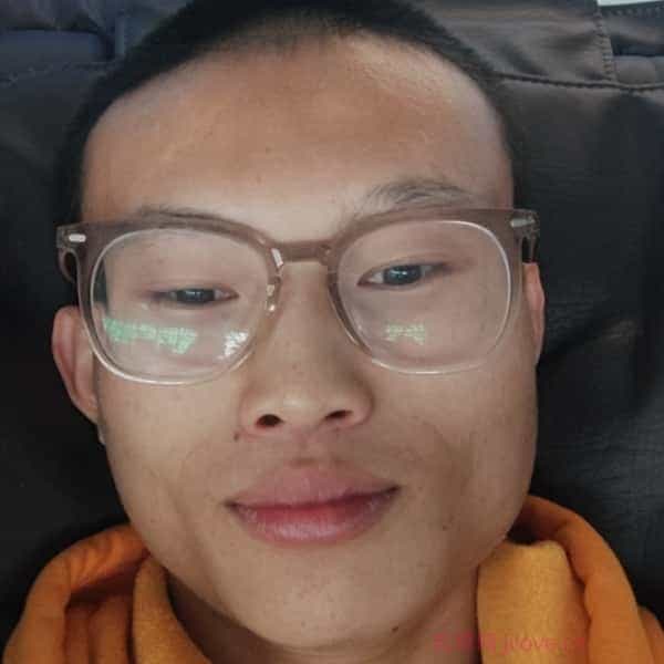 25岁岁四川单身帅哥 - 琼海吉缘网