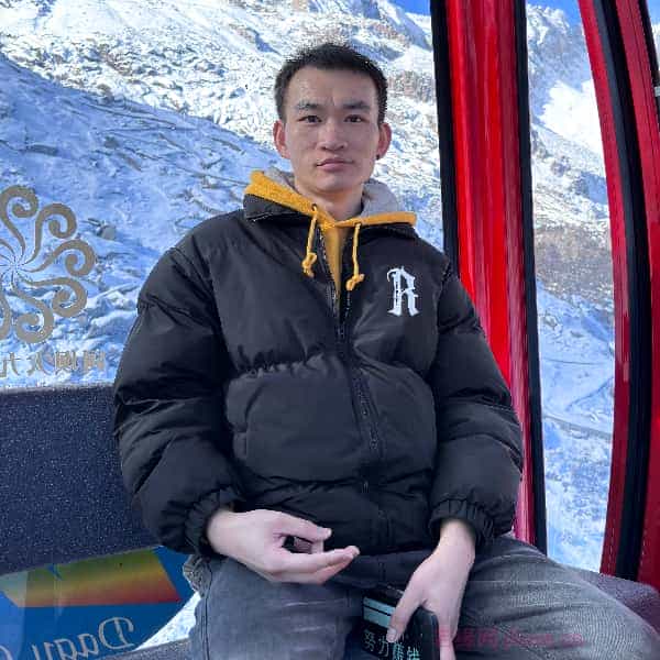 34岁岁四川单身帅哥 - 琼海吉缘网