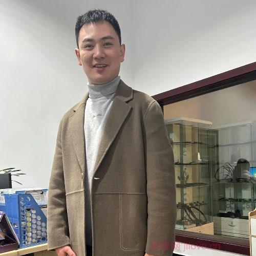 32岁岁四川单身帅哥 - 琼海吉缘网